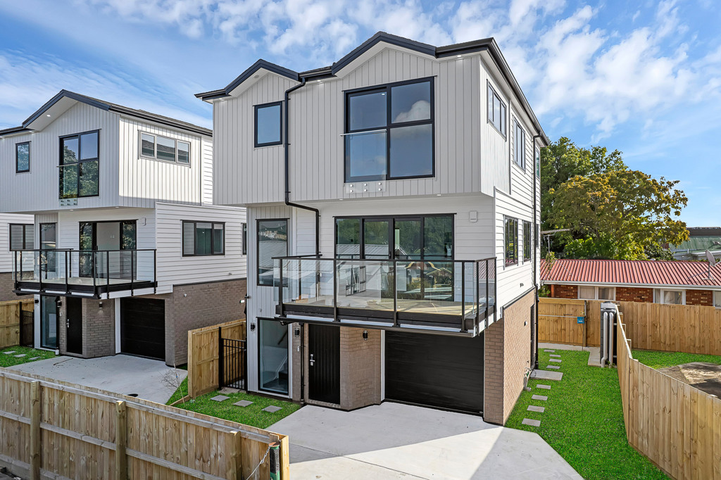 180m2 Brandnew standalone 4 beds 3 baths home with garage, Otahuhu, Auckland