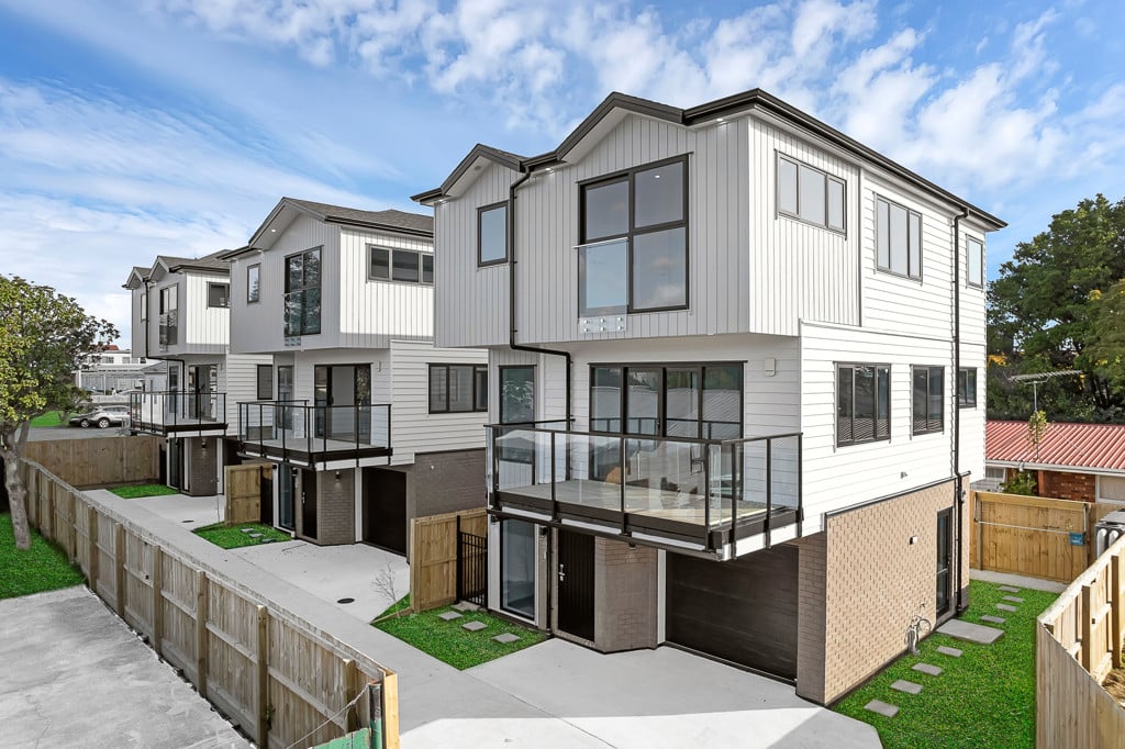 180m2 Brandnew standalone 4 beds 3 baths home with garage, Otahuhu, Auckland