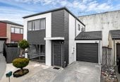 Motivated owners, 3 beds 1.5 baths home with garage, 19 Rakich Place, Henderson, Auckland