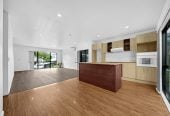 Motivated owners, 3 beds 1.5 baths home with garage, 19 Rakich Place, Henderson, Auckland