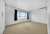 Motivated owners, 3 beds 1.5 baths home with garage, 19 Rakich Place, Henderson, Auckland