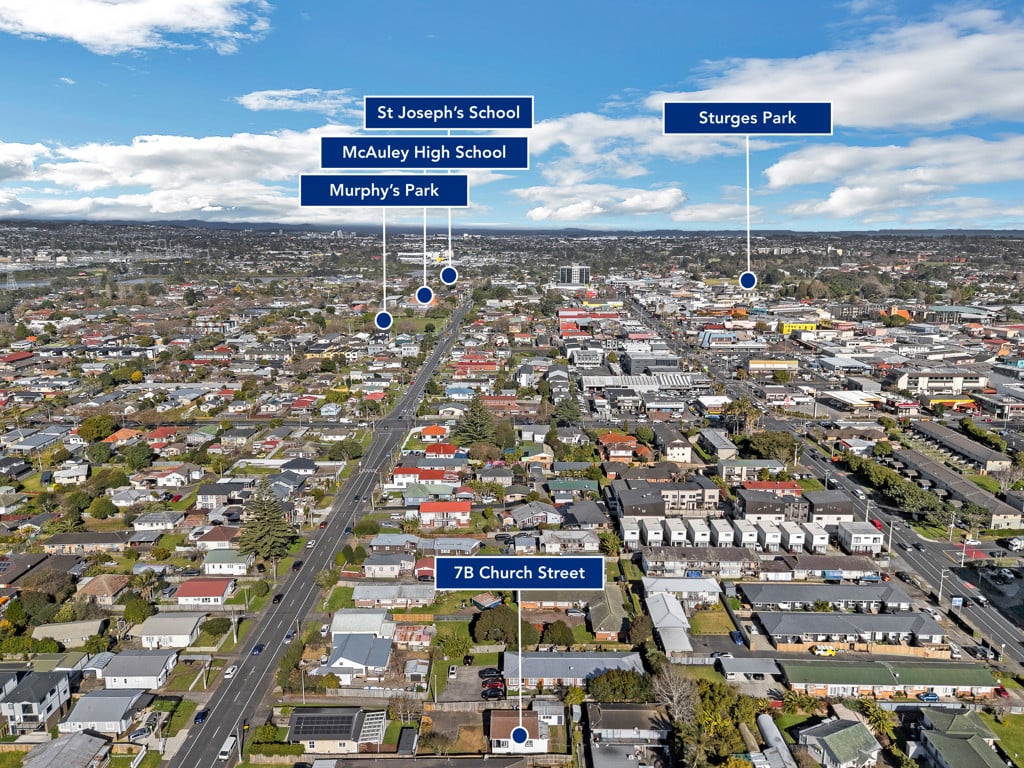 Renovated 3 beds 1 bath house with garage, 7B Church Street, Otahuhu, Auckland