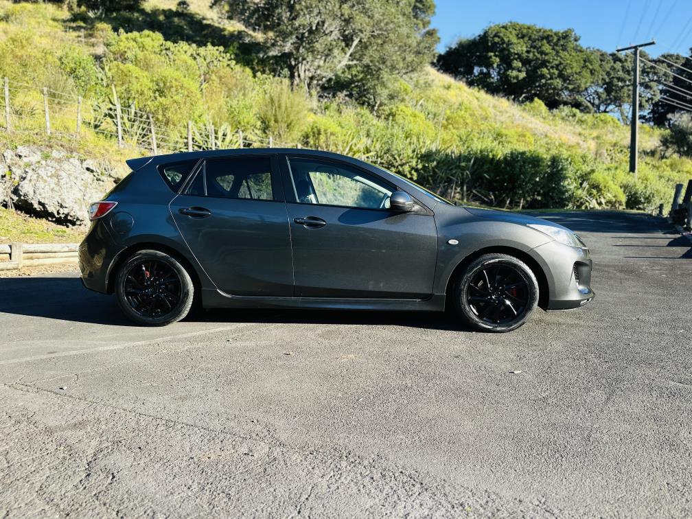 2012 Mazda Axela SPORTS !! STUNNING ALLOYS !! Hatchback Tiptronic, New Import, 1,500 cc, 40,992 km