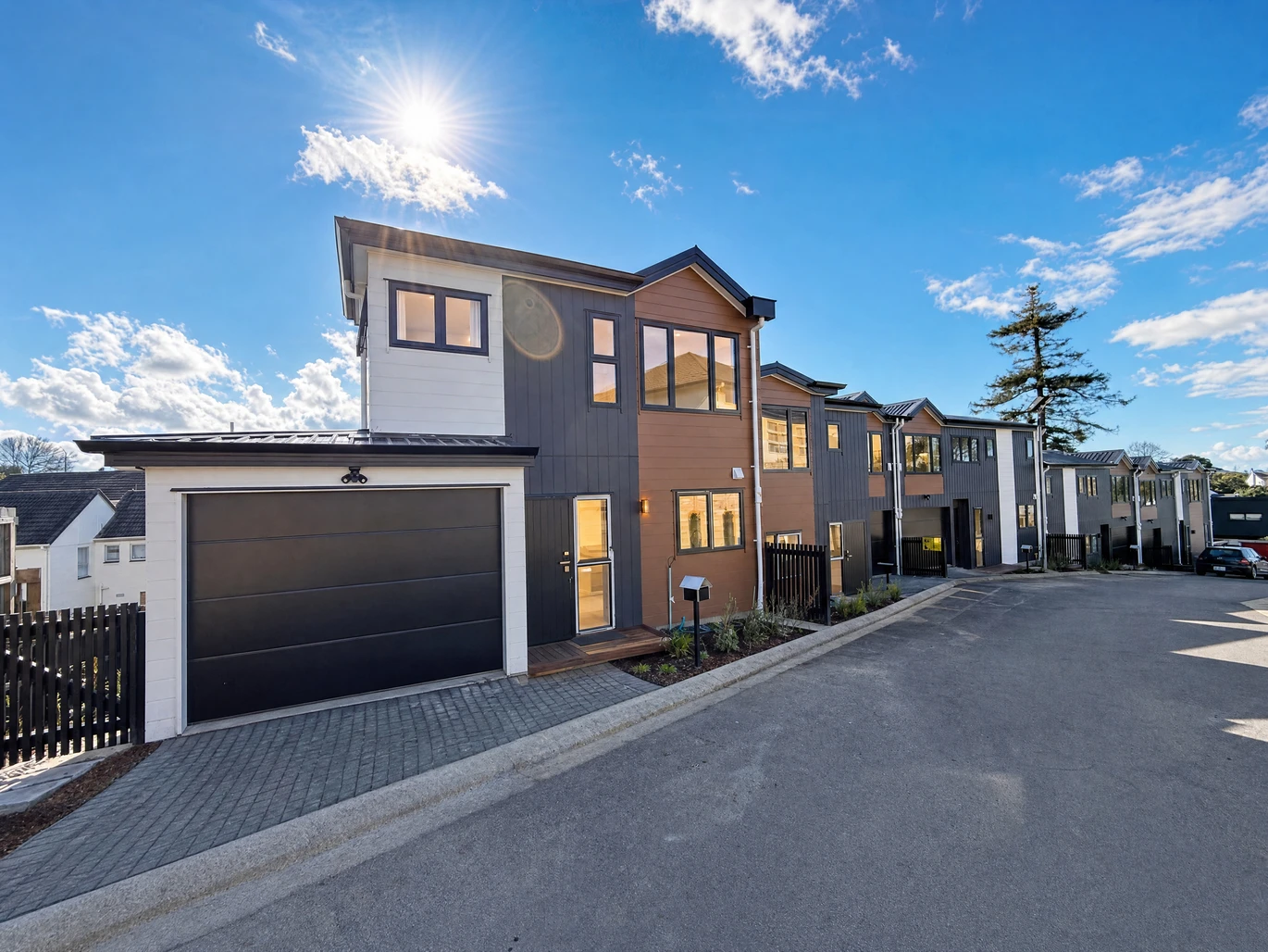 Brandnew freehold 4 beds 2.5 baths home with garage, Lot 2/3 Libby Lane Howick, Auckland
