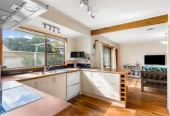For rent, No pets, no smokers, 3 beds 2 baths house with double garage, available from 14th August, 16 Hayes Place, Half Moon Bay, Auckland