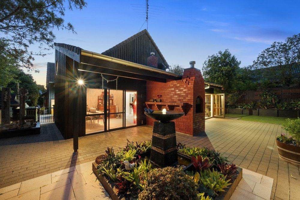 1222m2 section, Macleans College zone, 5 beds + office 4 baths house with double garage and double car port, 80A Beach Road, Mellons Bay, Auckland