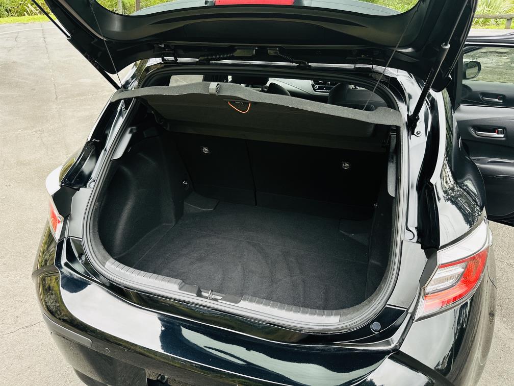2019 Toyota Corolla HYBRID !! SPORTS !! TOP SPEC !! Hatchback Tiptronic, New Import, Hybrid, 1,800 cc, 48,403 km