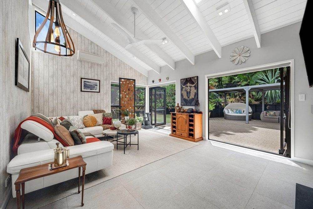 1222m2 section, Macleans College zone, 5 beds + office 4 baths house with double garage and double car port, 80A Beach Road, Mellons Bay, Auckland