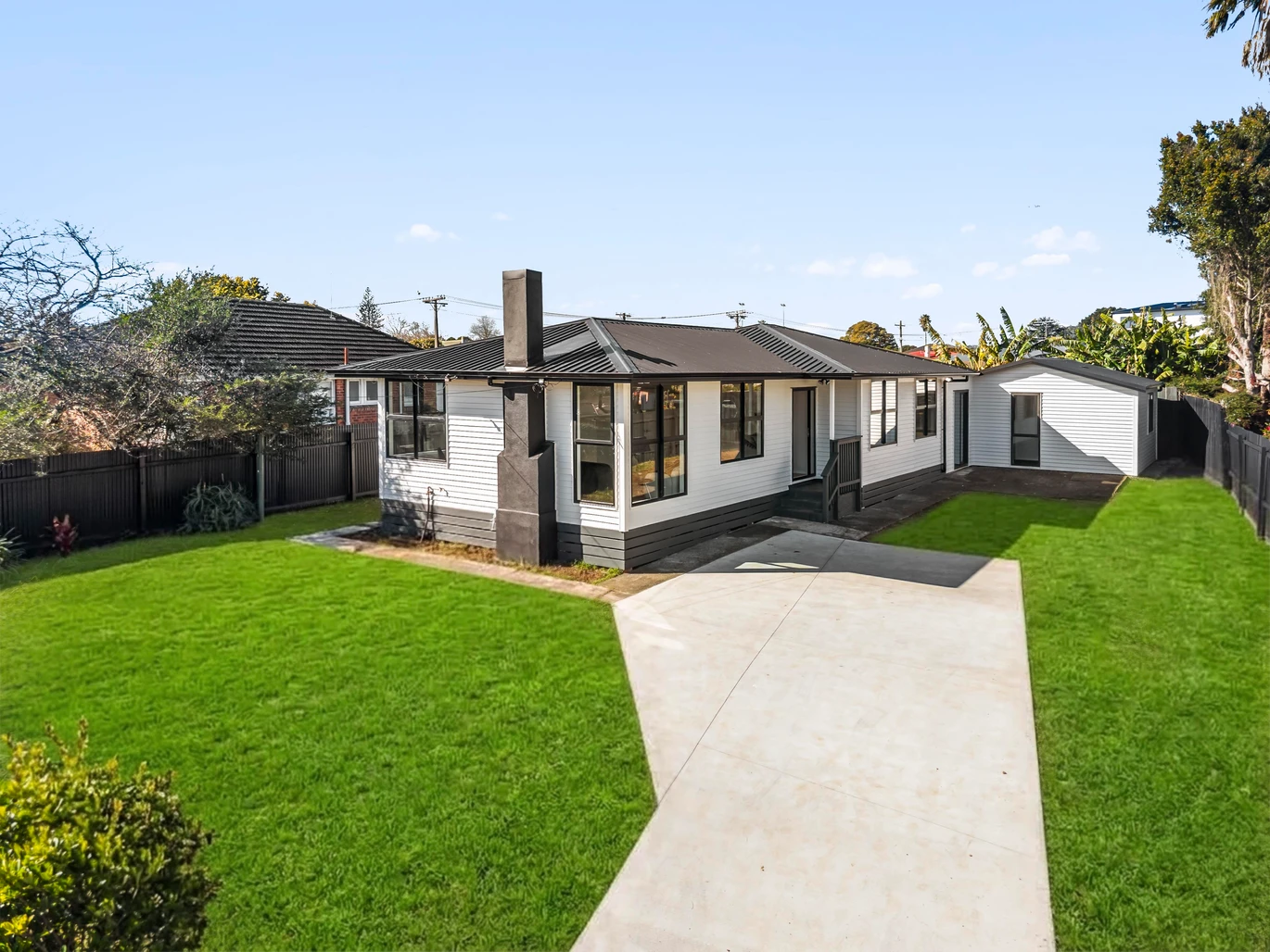 658m2 section, Renovated 3 bedrooms, 2 modern bathrooms, a huge family room and 2 additional utility rooms, 11 Hamill Road Otara, Auckland