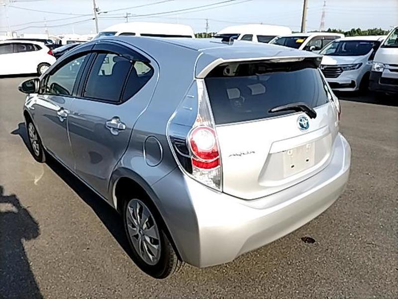 2014 Toyota Aqua TYPE G Hatchback Automatic, Hybrid, 1,500 cc, 103,000 km