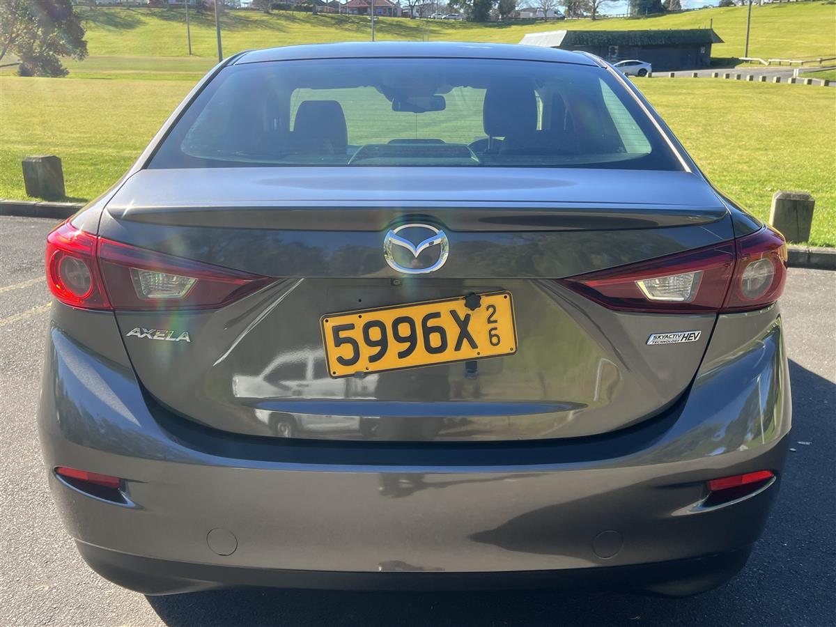 2014 Mazda Axela HIGH SPEC HUD LEATHER SEATS Sedan Automatic, Hybrid, 2,000 cc, 53,981 km