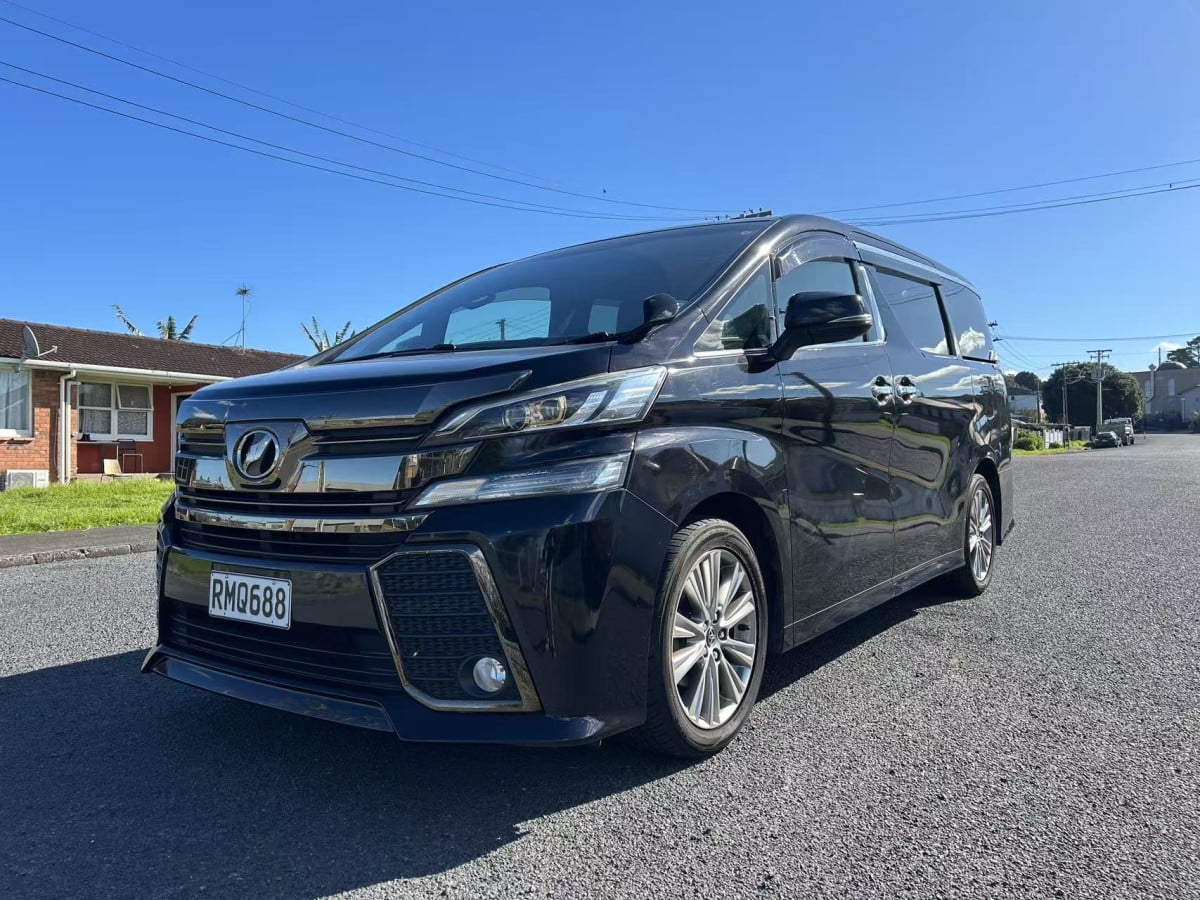 2016 Toyota Vellfire 2.5L Petrol 7 Seater CarPlay