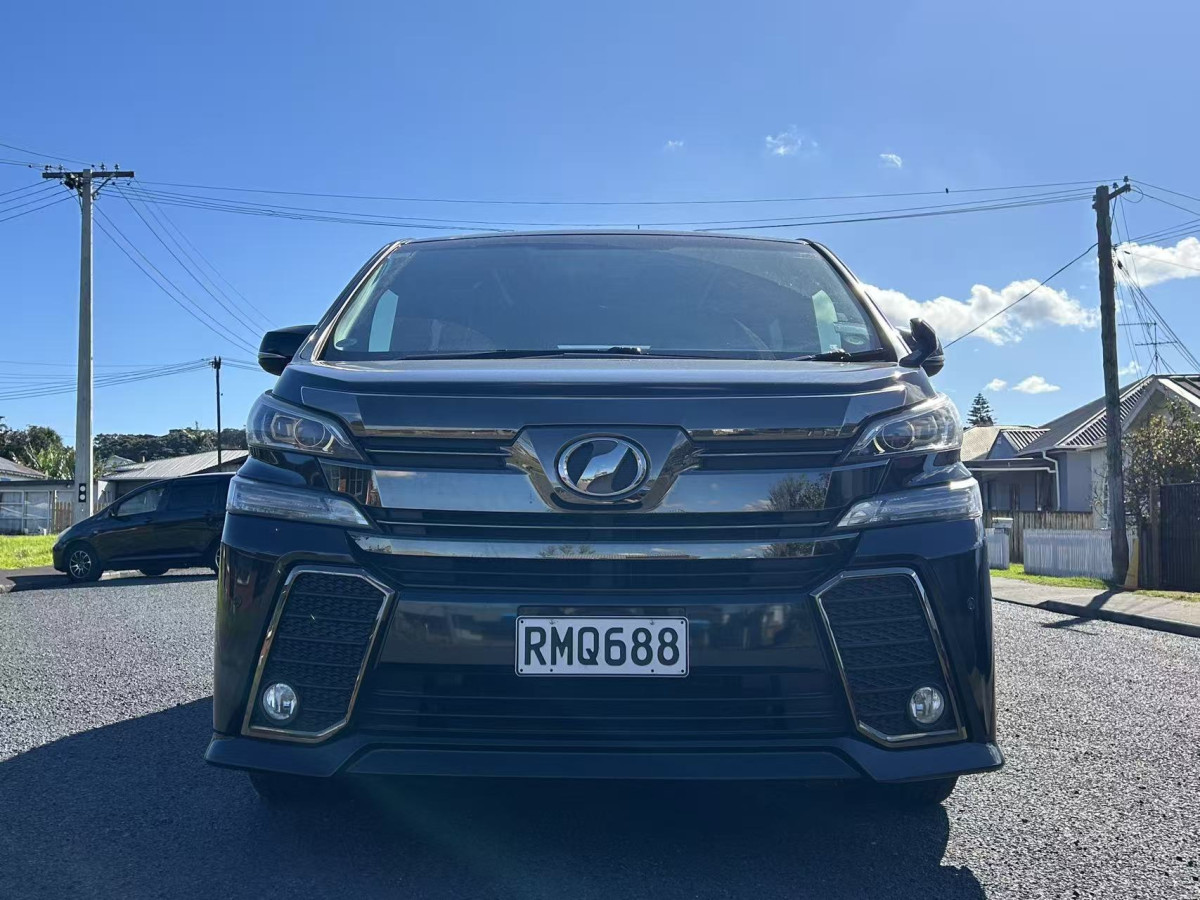2016 Toyota Vellfire 2.5L Petrol 7 Seater CarPlay