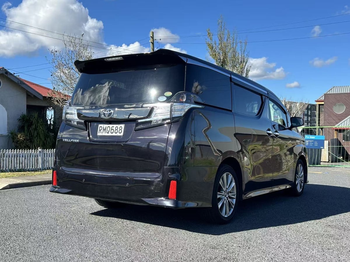 2016 Toyota Vellfire 2.5L Petrol 7 Seater CarPlay