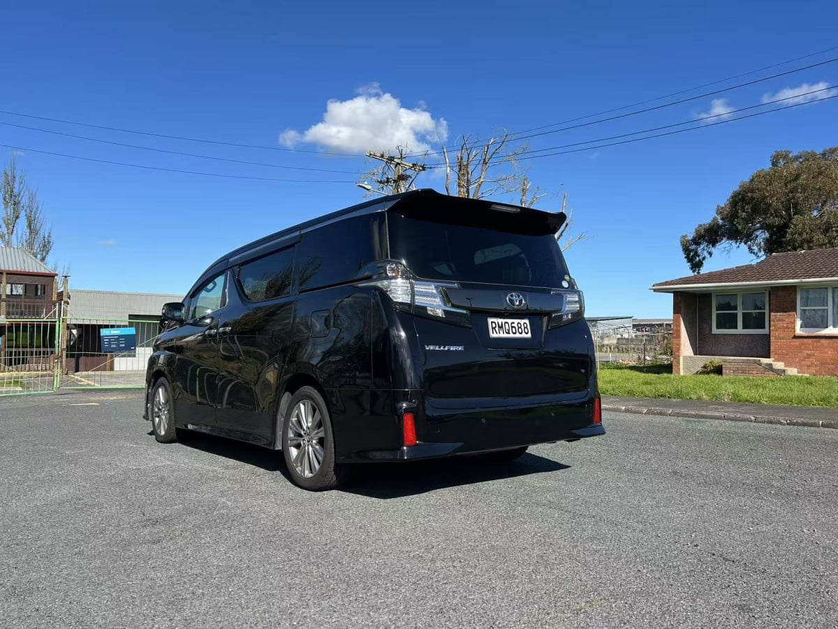 2016 Toyota Vellfire 2.5L Petrol 7 Seater CarPlay