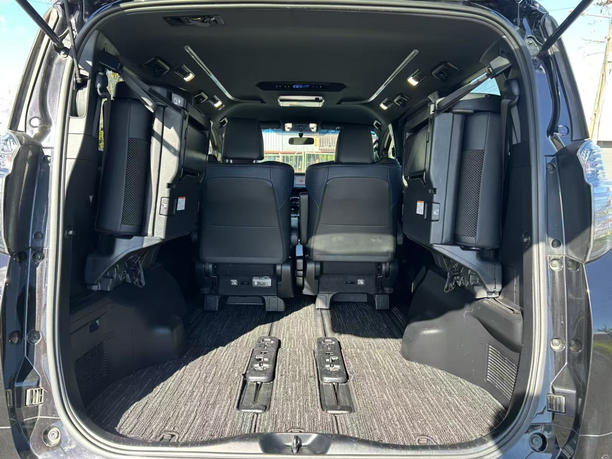 2016 Toyota Vellfire 2.5L Petrol 7 Seater CarPlay