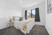 424m2 section, Renovated 3 beds 1 bath house with carport, 20A Glynnbrooke Street Te Atatu South, Auckland