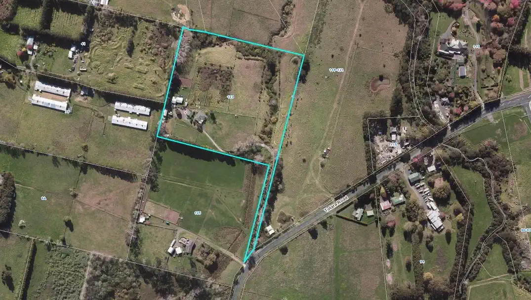 40469m2 Lifestyle section, 5 beds 2 baths home, zoned for Whenuapai Primary School and Hobsonville Secondary School, 123 Totara Road, Whenuapai, Auckland