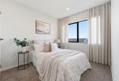 Freehold 5 beds (3 ensuites) 4 baths home with car park, 8/157 Bremner Road, Karaka, Auckland