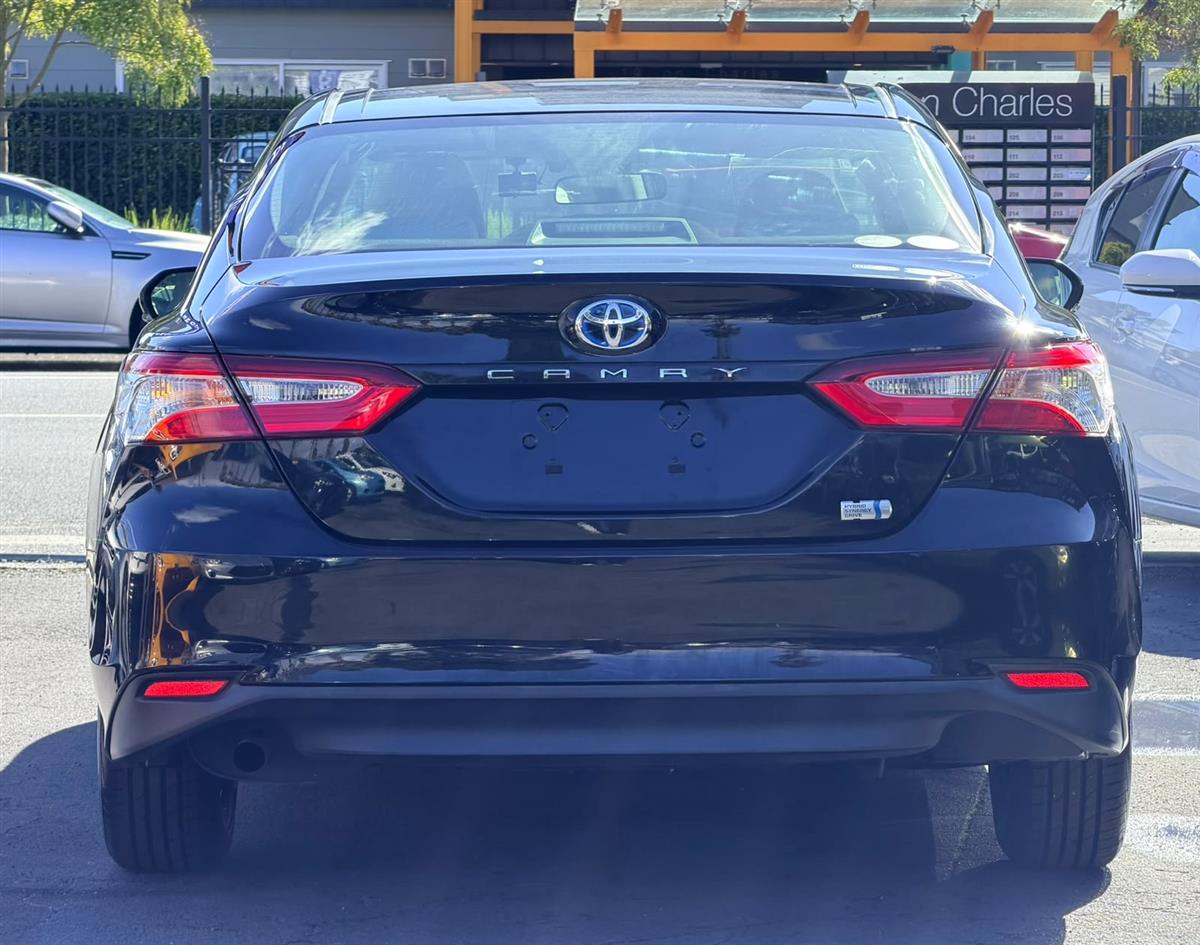 2018 Toyota Camry HYBRID**Cruise Control**Push Start**Lane Assist** Sedan Automatic, Hybrid, 2,487 cc, 73,313 km