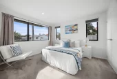 Standalone 4 beds 3 baths home with garage, 4A Cullen Avenue Mount Roskill, Auckland