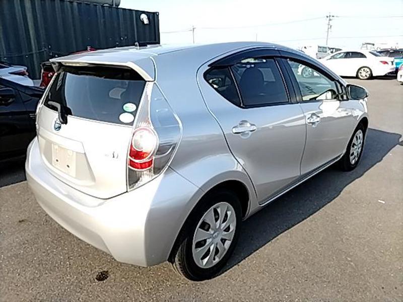 2014 Toyota Aqua TYPE G Hatchback Automatic, Hybrid, 1,500 cc, 103,000 km