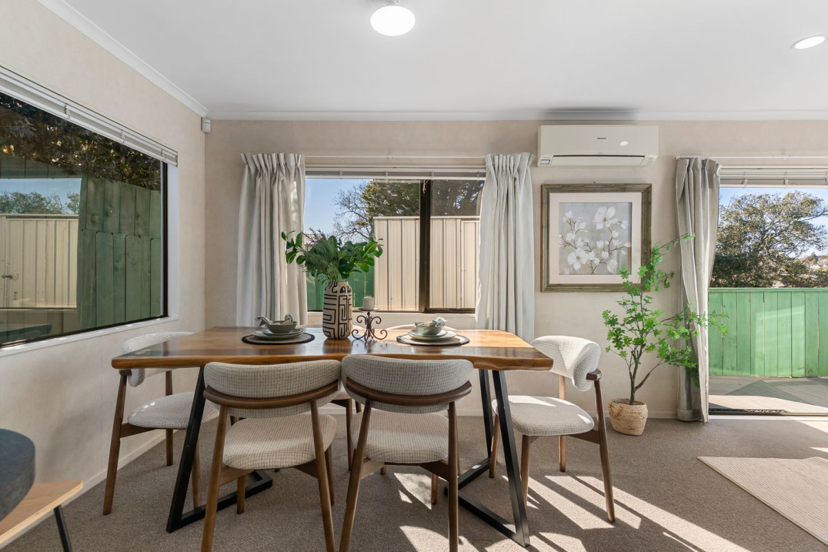324m2 section, 145m2 Freehold 3 beds 1 bath home with double garage, 1A Eaglen Place, Howick, Auckland