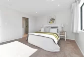 4 beds (3 ensuites) 4 baths home with garage, 1 ensuite ground floor, 1/18 Hutchinsons Road Bucklands Beach, Auckland