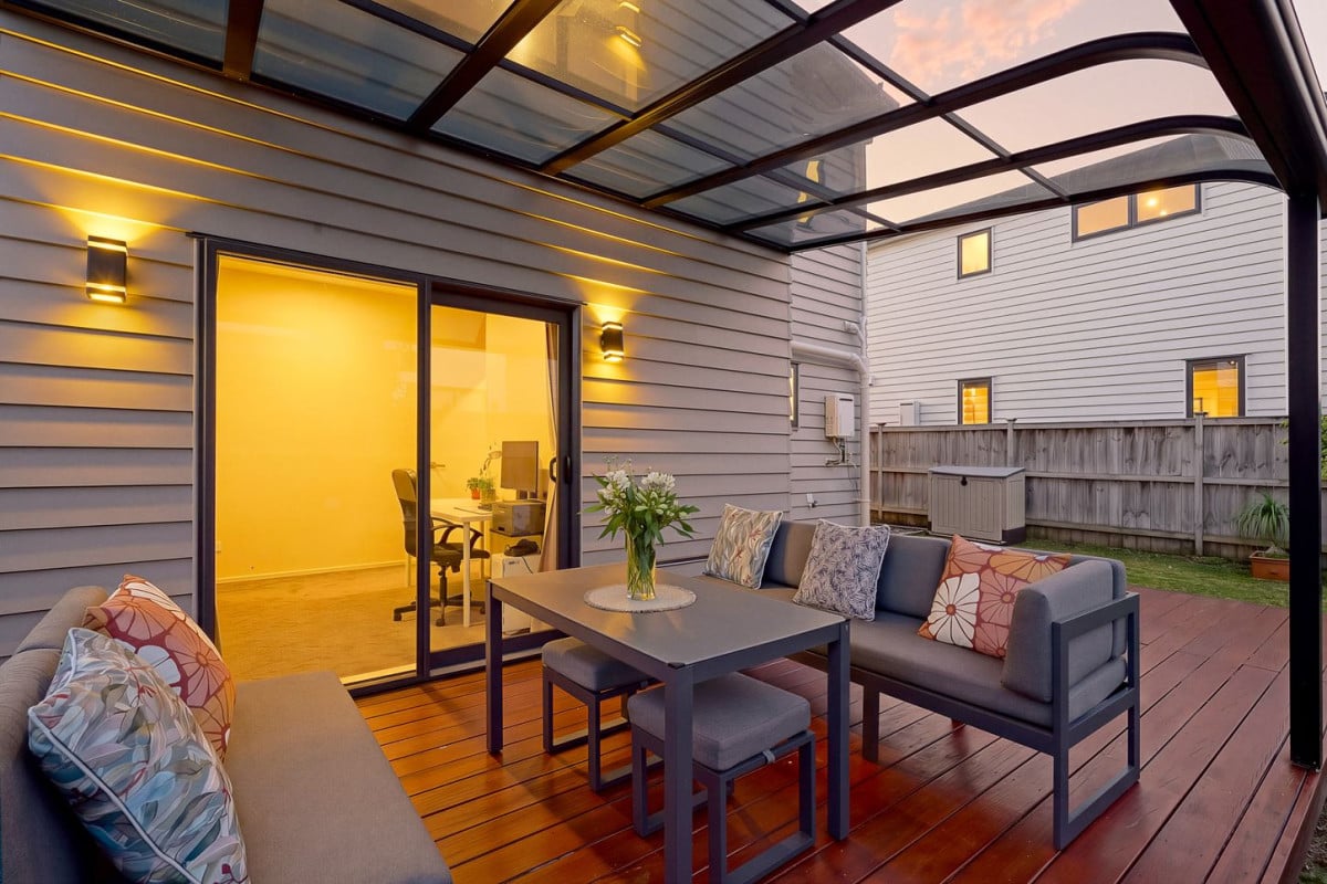 3 beds 3 baths house with garage, 17 Toanui Road, Hobsonville, Auckland