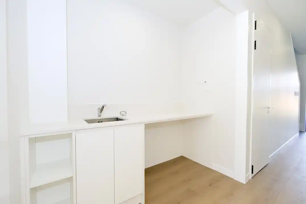 For rent, Brandnew 4 beds 3 baths duplex home with car parks, Available NOW, 4 Waimarie Drive, Karaka, Auckland