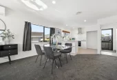 424m2 section, Renovated 3 beds 1 bath house with carport, 20A Glynnbrooke Street Te Atatu South, Auckland