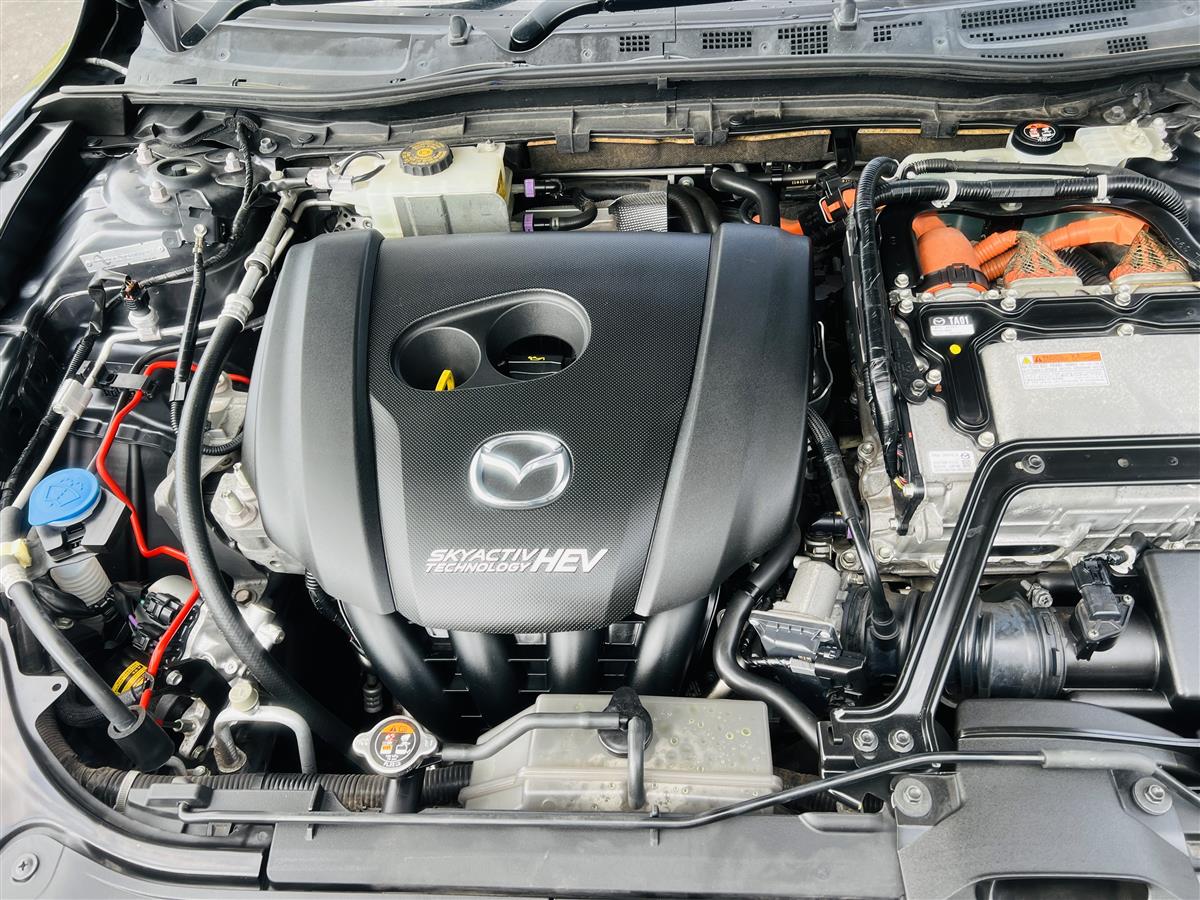 2015 Mazda Axela HYBRID CRUISE CONTROL HUD SPECIAL PRICE Sedan Automatic, 2,000 cc, 93,162 km