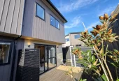 Must Sell, 10-year structural and weathertightness warranty, Brandnew freehold 3 beds (2 double + 1 study or kids’ room) 1.5 baths home with car park, Lots 2, 4, 6/ 16 Geneva Place Blockhouse Bay, Auckland, Auckland