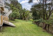 958m2 section, 4 beds + study 2 baths house with double garage, 37 Onedin Place, Titirangi, Auckland