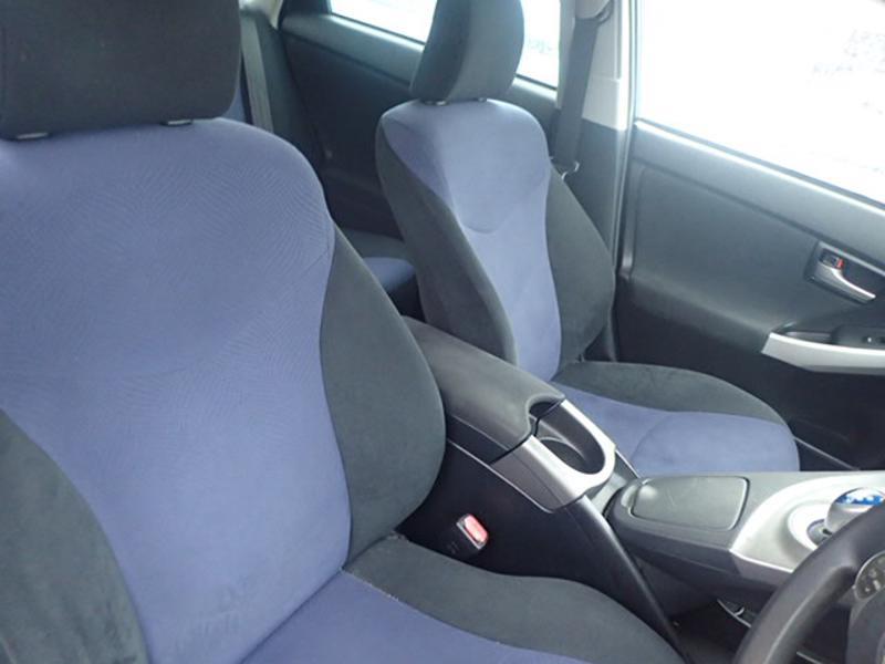 2014 Toyota Prius Hatchback Automatic, Hybrid, 1,800 cc, 103,000 km