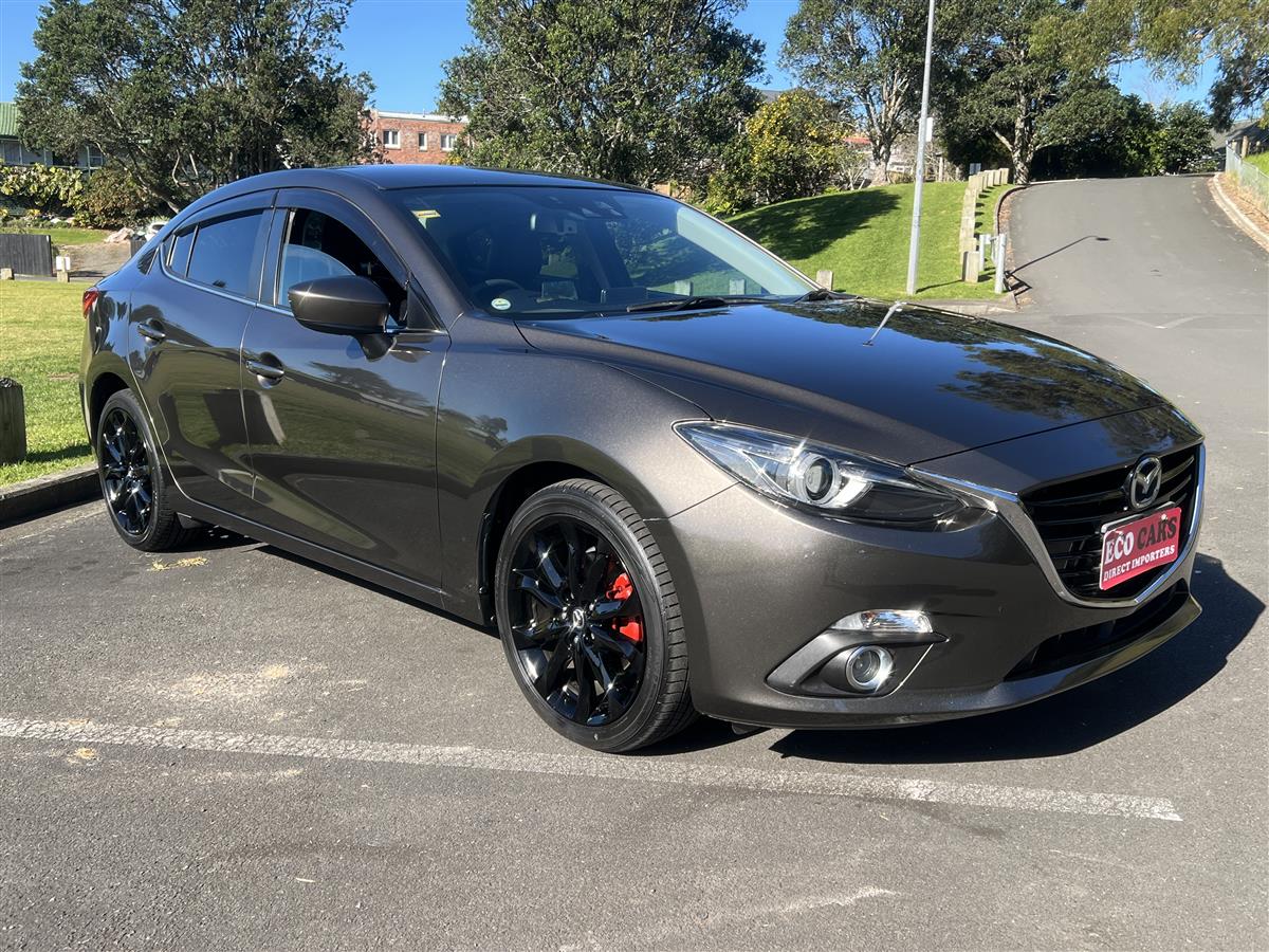 2014 Mazda Axela HIGH SPEC HUD LEATHER SEATS Sedan Automatic, Hybrid, 2,000 cc, 53,981 km