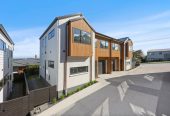 Price Dropped Again, Bring Your Offer, Brandnew freehold 3 beds 2.5 baths duplex home with garage, Next to a peaceful reserve, All conjunctions welcome – higher split offered. Lot 3 27 Red Hill Road, Papakura, Auckland