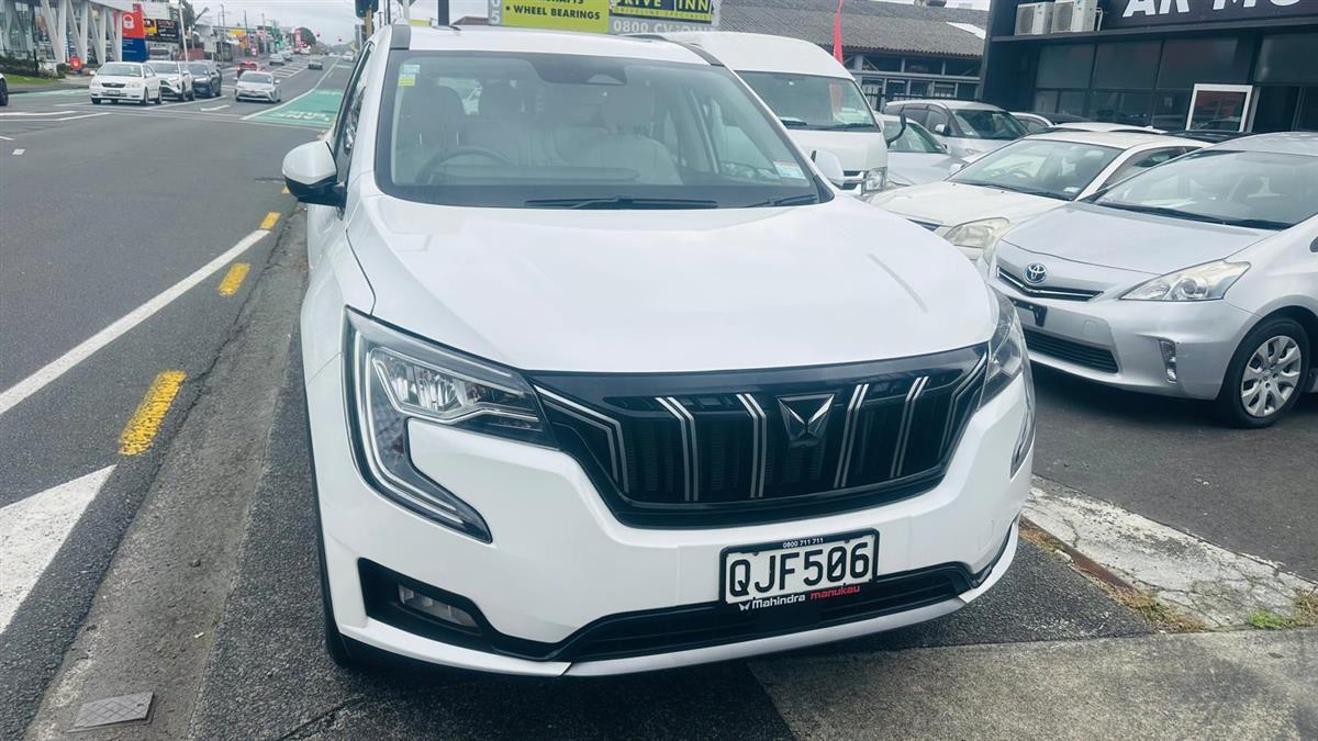 2023 Mahindra XUV700 AX7 XUV700 Van Automatic, 7 seats, 1,997 cc, 17,794 km