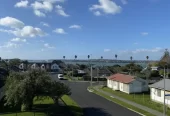 For rent, No smoking, 4 beds 3 baths townhouse, Available from 7 Sep, 61 Kawiti Avenue, Point England, Auckland