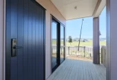 For rent, 2 kitchens, Brandnew 3 beds 2 baths home with car parks, Available NOW, 2 Waimarie Drive, Karaka, Auckland