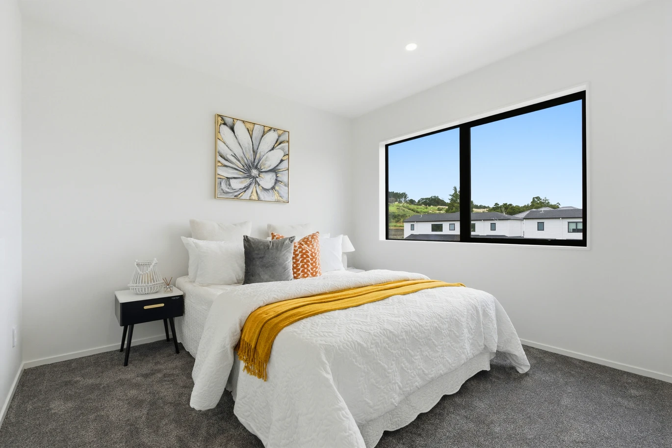 Brandnew standalone 4 beds 2.5 bath house with garage, 11 Airini Road Silverdale, Auckland