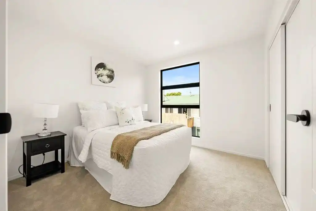 Freehold 2 beds + study 2 baths townhouse, 10B Keate Place, Mt Wellington, Auckland