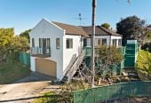 324m2 section, 145m2 Freehold 3 beds 1 bath home with double garage, 1A Eaglen Place, Howick, Auckland