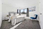 424m2 section, Renovated 3 beds 1 bath house with carport, 20A Glynnbrooke Street Te Atatu South, Auckland