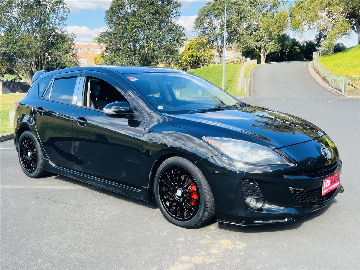 2012 Mazda Axela 2.0 LEATHER INTERIORS APPLE CAR PLAY Hatchback Automatic, 2,000 cc, 108,449 km