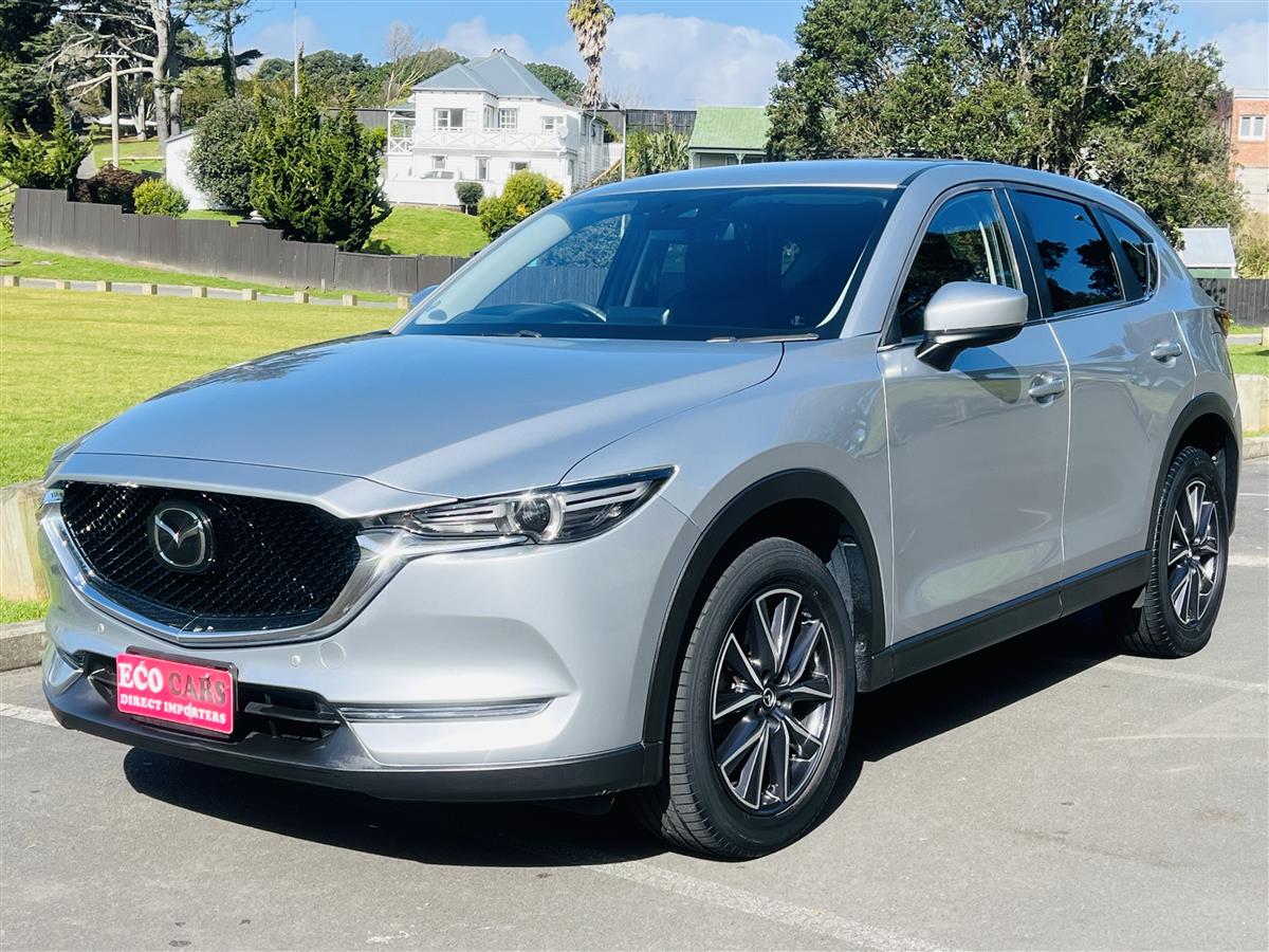 2017 Mazda CX-5 28000 KMS ONLY ADAPTIVE CRUISE CONTROL RV/SUV Automatic, 2,000 cc, 28,213 km
