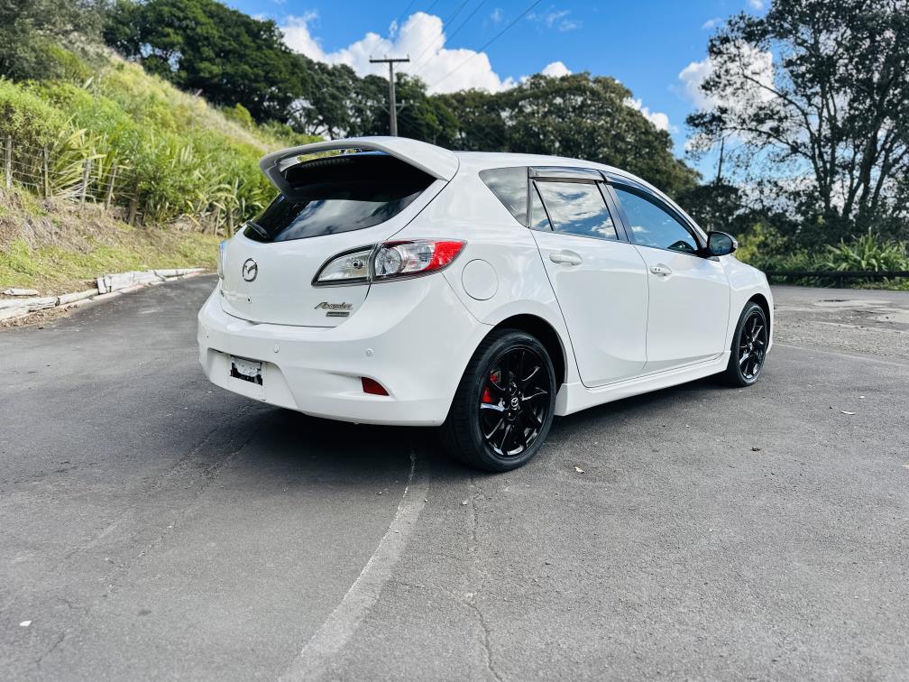 2013 Mazda Axela 20S SPORTS !! HIGH SPEC !! Hatchback Tiptronic, New Import, 2,000 cc, 80,817 km