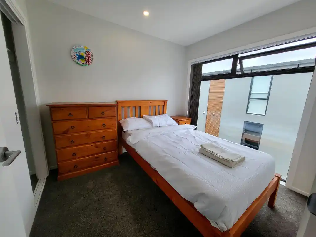 For rent, 3 beds 2 baths townhouse with garage, Available from 26th August, 1 Pukakaho Lane, Papatoetoe, Auckland