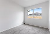 688m2 section, Renovated 3 beds 1 bath house, Double garage has been converted into two extra rooms, 32 Idlewild Avenue, Mangere, Auckland