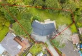 958m2 section, 4 beds + study 2 baths house with double garage, 37 Onedin Place, Titirangi, Auckland